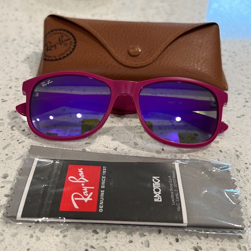 Ray-Ban Sunglasses